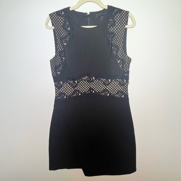BCBGMaxAzria Dresses & Skirts - BCBGMaxAzria Leandra Black Lace Mini Dress Sz 10